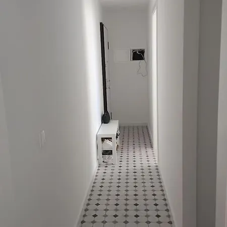 Da Rocha T1 - Sea View Apartment